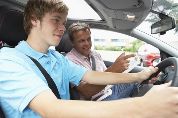 What to Expect on Your First Driving Lesson